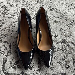 Black patent leather 3” block heel!